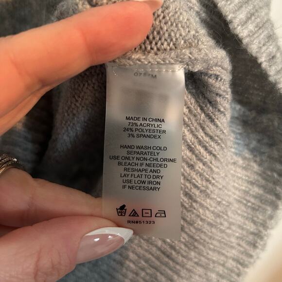 Vince Camuto Cowl Neck Balloon Sleeve Oversized Sweater, Gray, Women’s Medium - Picture 5 of 7